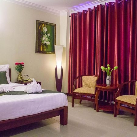 V N E Hotel Phnompenh Exteriér fotografie