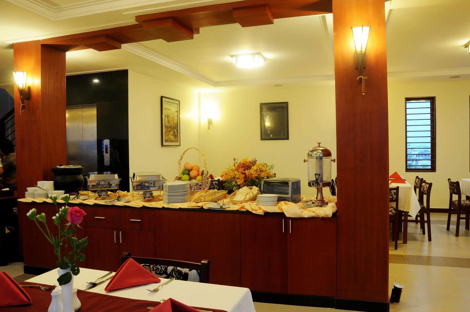 V N E Hotel Phnompenh Exteriér fotografie