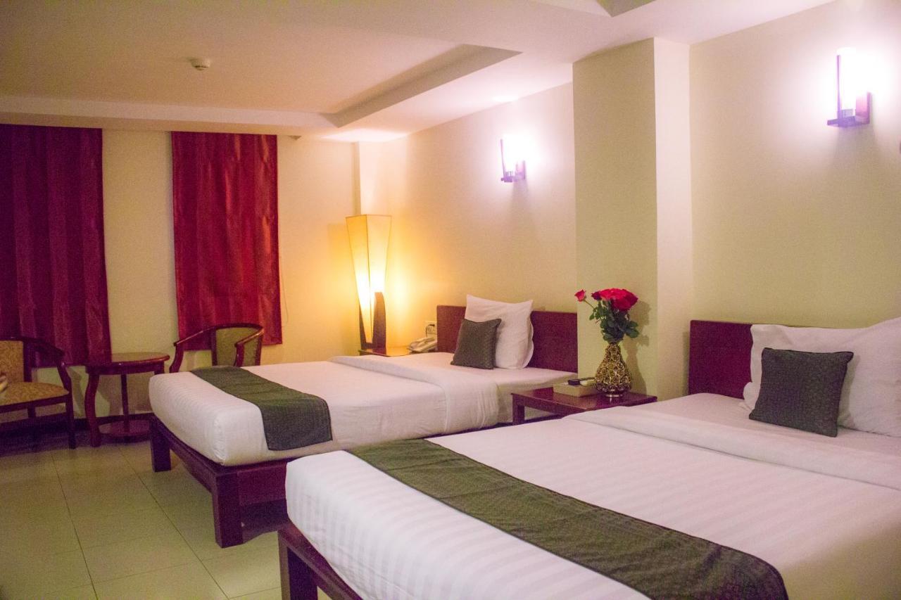 V N E Hotel Phnompenh Exteriér fotografie